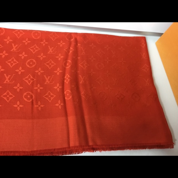SOLD-100% Auth Louis Vuitton Silk Wool Shawl Scarf - Picture 6 of 8